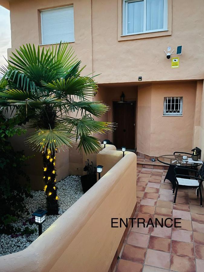 Marbella Deluxe Rooms In Royal Cabopino Townhouse Exterior photo